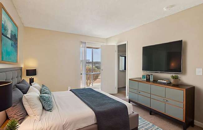 Welcome Home to Summer Meadows Spring Valley Las Vegas Apartments