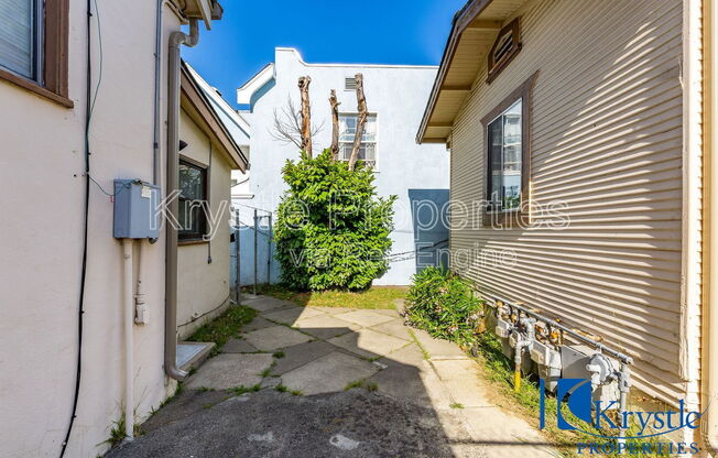 227 ARKANSAS ST