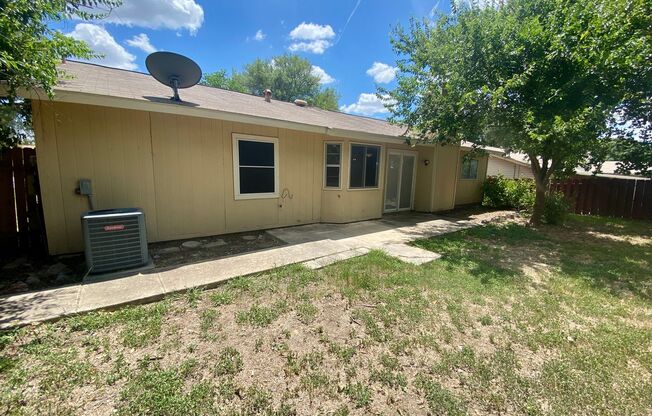 3 beds, 2 baths, $1,800