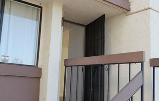 2 beds, 2 baths, $2,495, Unit # 18