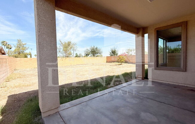 4 beds, 2 baths, 2,271 sqft, $2,095