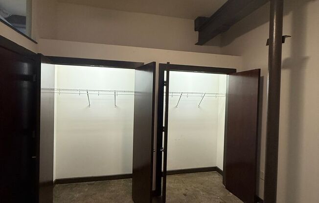 703 N Harrison St./410 Hancock St.