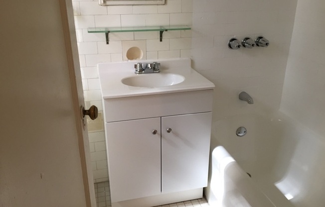 2 beds, 2 baths, 775 sqft, $1,775, Unit 210