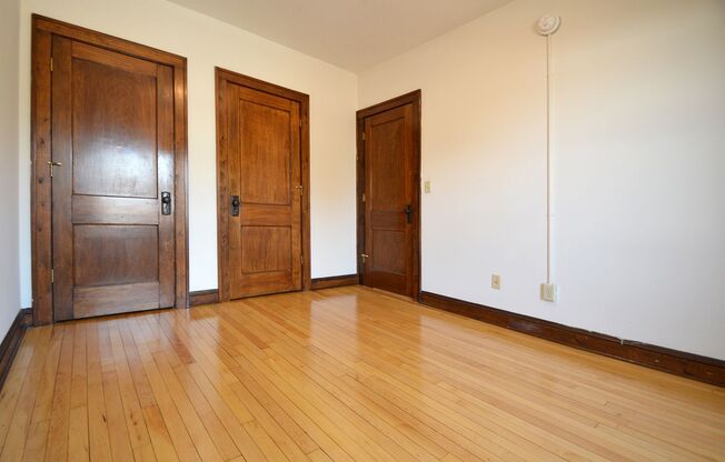 1 bed, 1 bath, 410 sqft, $965, Unit 19 - 201