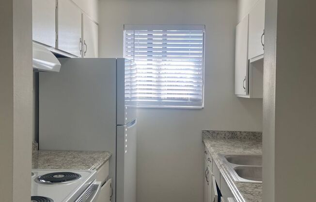 1 bed, 1 bath, 650 sqft, $1,150, Unit #06