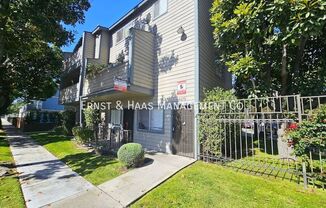 6673 Hammond Ave.