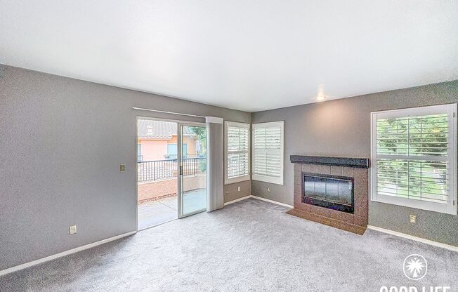 Spacious 2B/2BA Rancho Bernardo Condo with Balcony, W/D & Pool Access