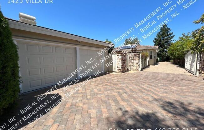 1425 VILLA DR