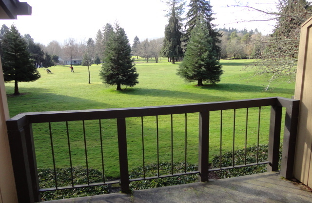 2 beds, 1.5 baths, 1,100 sqft, $1,697, Unit 1815