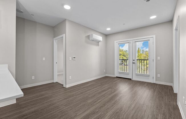 2 beds, 2 baths, $1,800, Unit C103