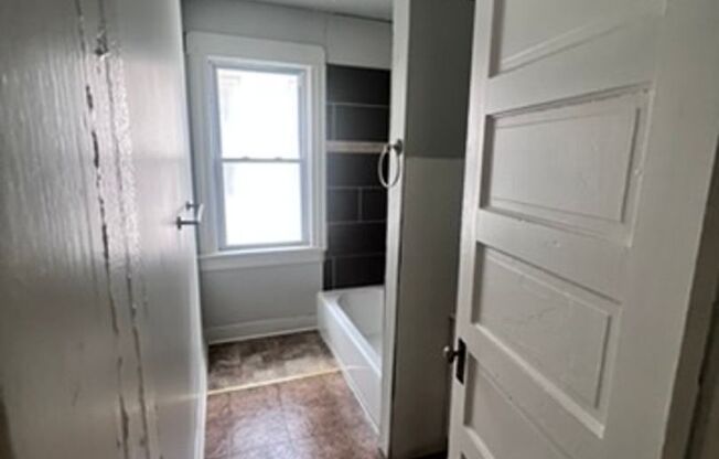 812-814 S. 30th St.