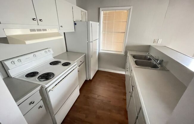 1 bed, 1 bath, $750