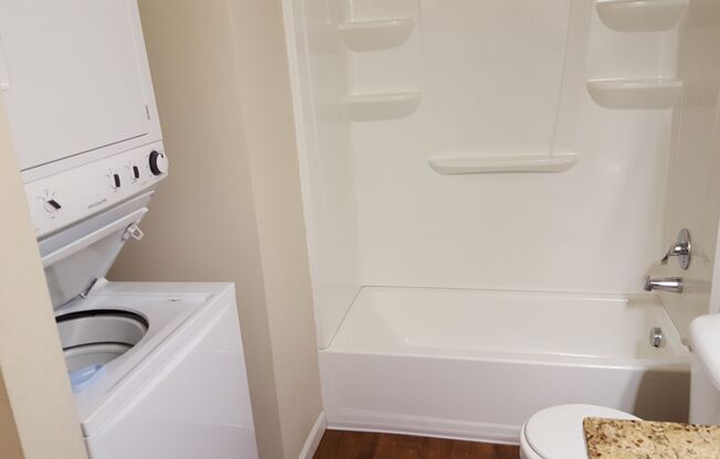 1 bed, 1 bath, 551 sqft, $1,410, Unit 2-113