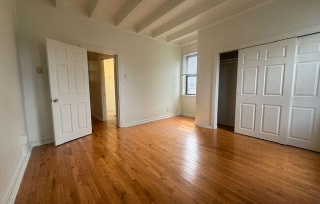 1 bed, 1 bath, 410 sqft, $1,599, Unit 3510 Louisa St. #07
