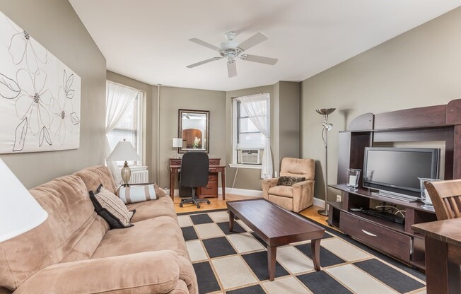 228 Commonwealth Ave