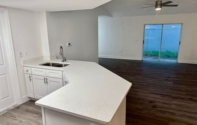 Stunning Tampa Home! Incredibly Renovated 3/2 AVAILABLE NOW