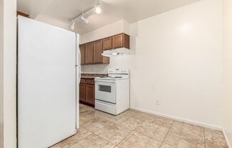 1 bed, 1 bath, 630 sqft, $999, Unit 12