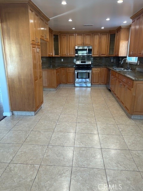 18010 ERWIN ST