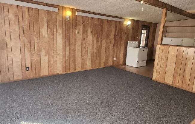 W15THSTDUPLEX