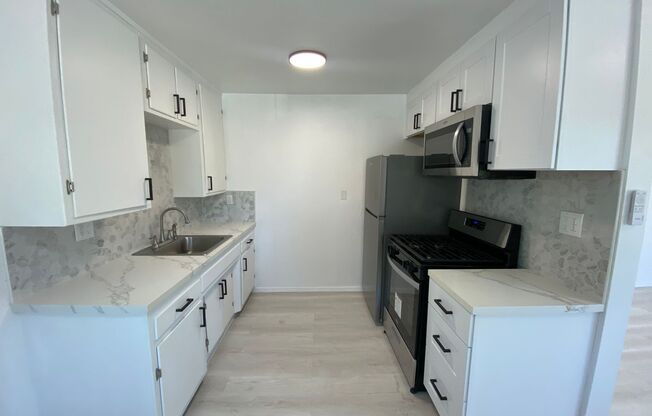 1 bed, 1 bath, 500 sqft, $2,050, Unit 4