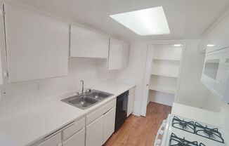 White Oak Apartments