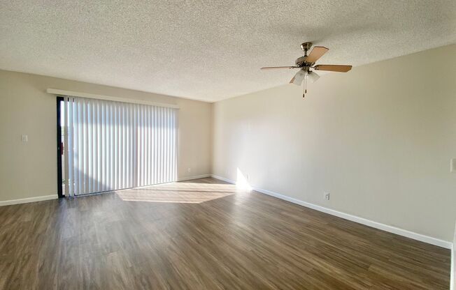 2 beds, 1 bath, $2,275, Unit #611 A-2