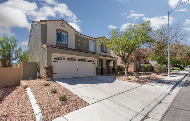 Large 4 bedroom Peccole Ranch home