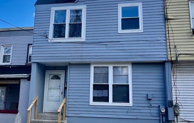 Newly Renovated 3-Bedroom Home in Germantown Available NOW! PHA Accepted!