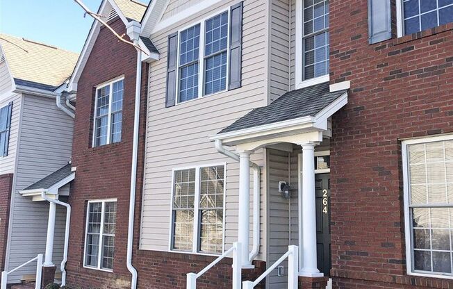 3 BR 3.5 bath townhome in the Knollwood complex