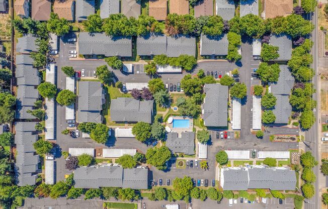 Live the South Salem Lifestyle: Walkable city, beautiful nature, endless possibilities.