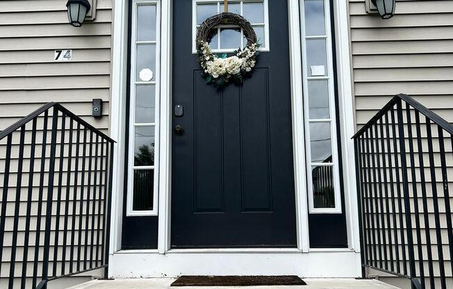 Stunning Single Family Home In Sixteen Acres with all the Amenities!