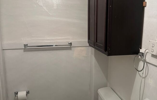 Studio, 1 bath, 400 sqft, $1,495, Unit 05