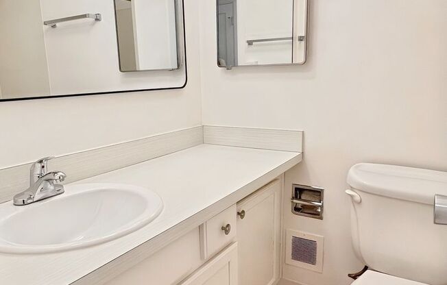 1 bed, 1 bath, 533 sqft, $1,375, Unit 403