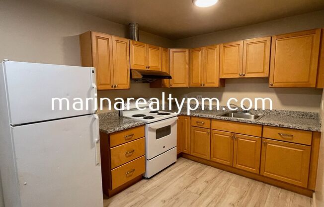 2 beds, 1 bath, $1,950, Unit 1502 Valle Vista Ave