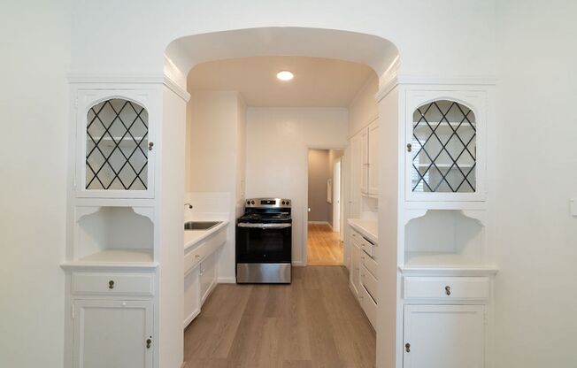 633 Cleveland Street