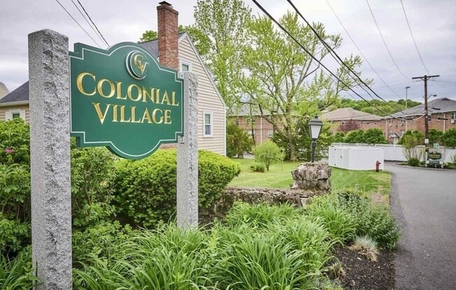 3 COLONIAL VLG DR