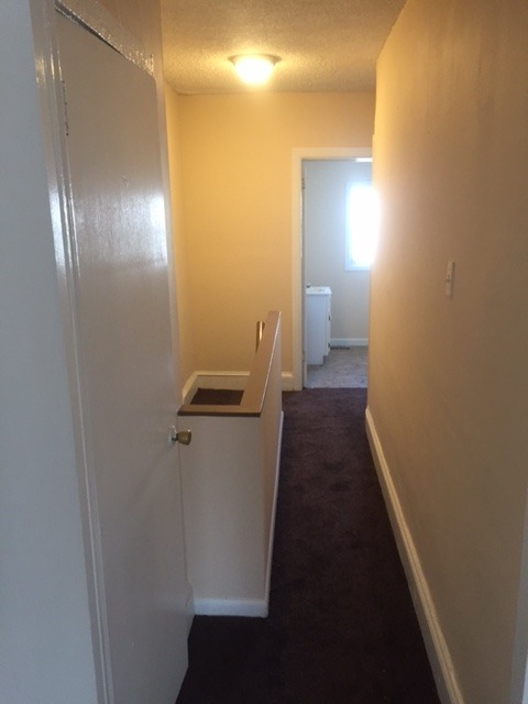 2 beds, 1 bath, $1,000