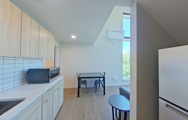 1 bed, 1 bath, 419 sqft, $1,500, Unit 505
