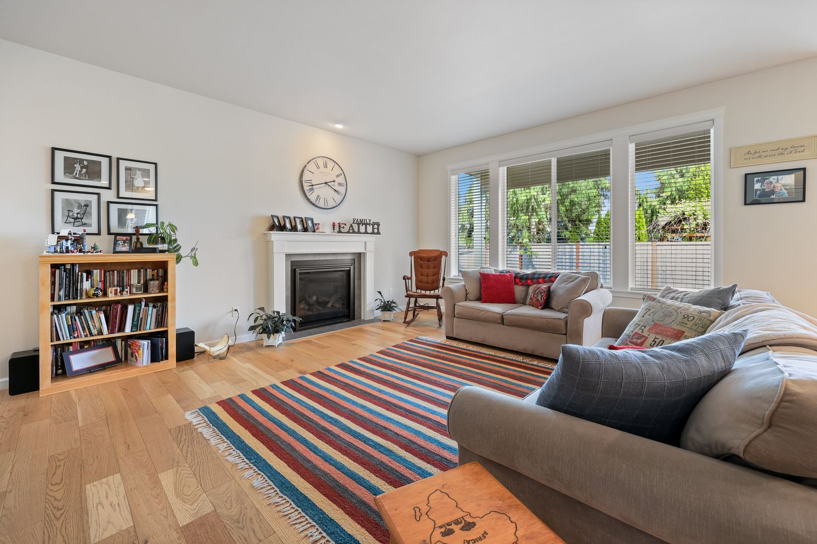 5 bedroom high efficient home - Olympia School district