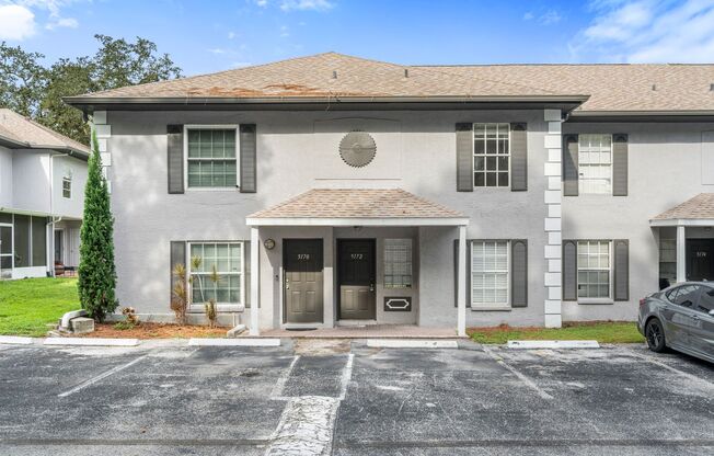 Beautiful Temple Terrace Townhome!