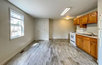 Studio, 1 bath, 148 sqft, $595, Unit 08