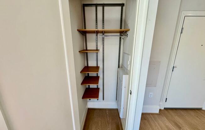 Studio, 1 bath, $2,700, Unit 329