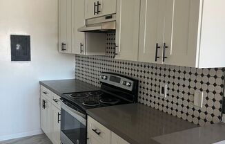 1 Month Free! Modern 1-Bedroom Apartment in Van Nuys