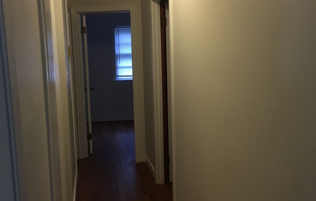 3 beds, 1 bath, $2,250