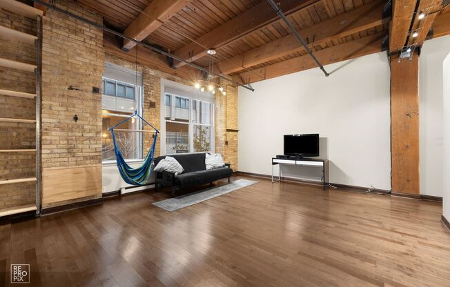 Lakefront Loft in a Historical Building with Every Convenience