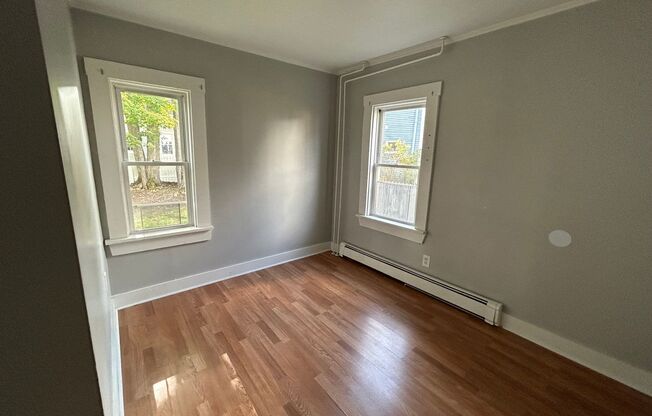 2 beds, 1 bath, $1,995, Unit D