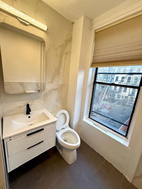 2 beds, 1 bath, 650 sqft, $4,000, Unit 2