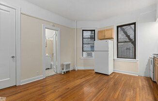 1 bed, 1 bath, $2,550, Unit 2E