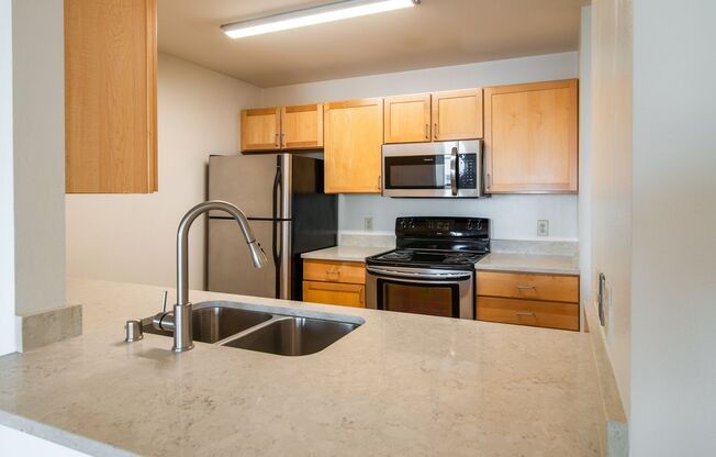 1 bed, 1 bath, 855 sqft, $1,795, Unit 0607