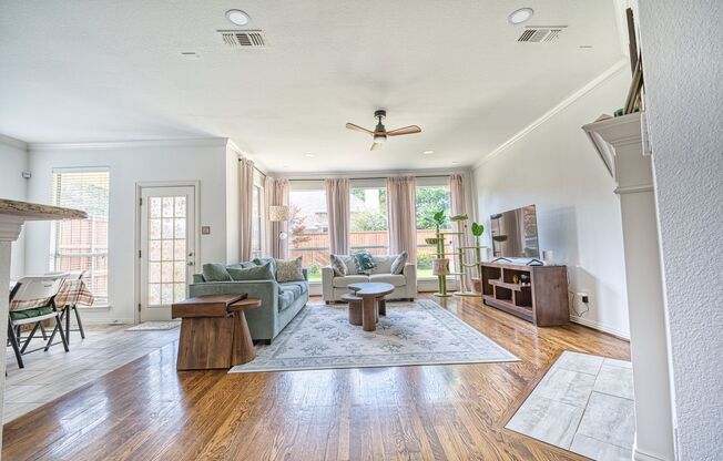 Beautiful 4-bedroom, 2.5-bath home for lease in the desirable Stone Brooke Crossing community of McKinney.